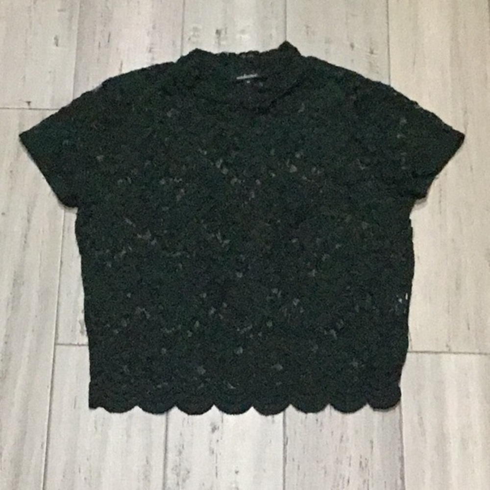 Green crop top